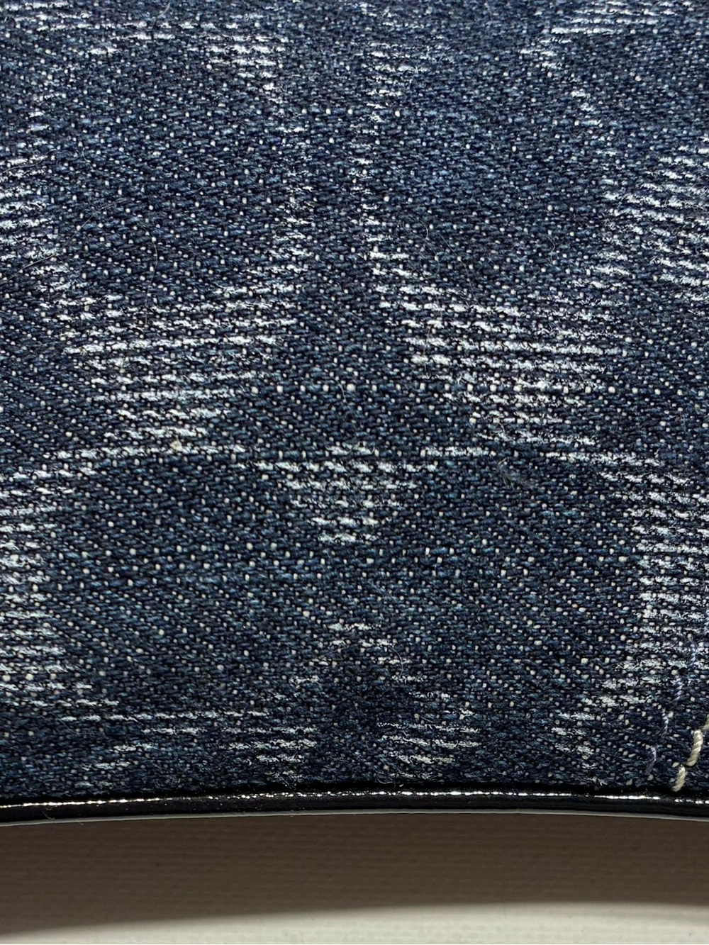 Coach Poppy Blue Signature
Denim/Leather Wristlet - Picture 5 of 16